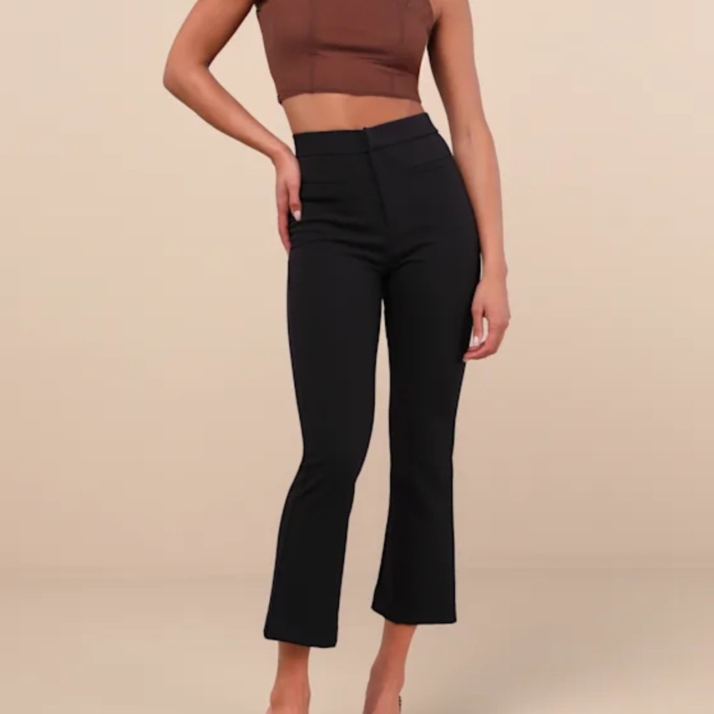 Lulus Nalini Black High-Rise Cropped Flare Trouser Pants NWT size M